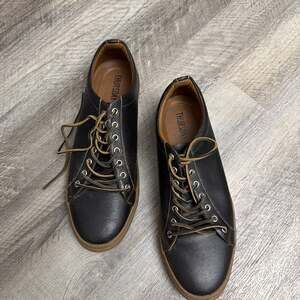 Thursday Boot Company Men's Premier Low Top Sneakers in Cacao Heritage Leather